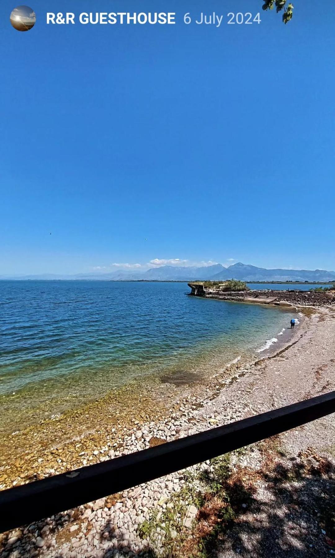 R&R Gesthouse Hotel Široka Екстериор снимка